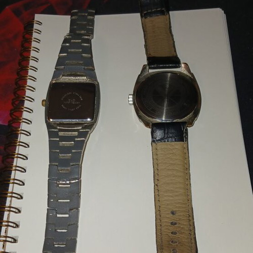 Vintage wristwatches like new, various models from World War II, non-working