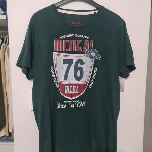McNeal men's T-shirt used, size Large, green