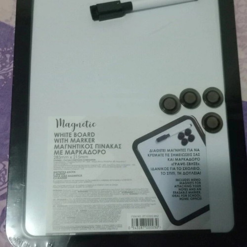 Magnetic board 28x21.5 cm with marker and magnets new