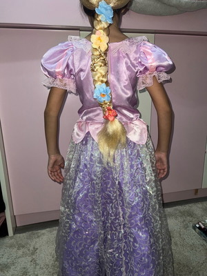Στολή Rapunzel ν. 7-9 σαν καινούργιο με περούκα και στέμμα