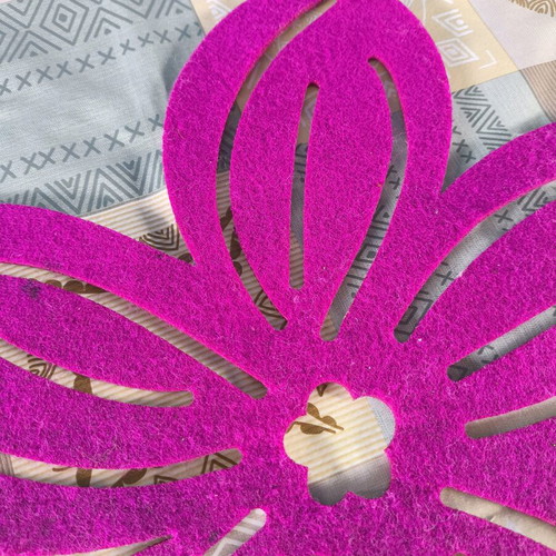 Felt pot holder used, flower design