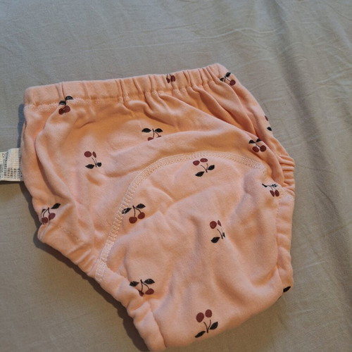 Training Pants New 2-3 Years (100 cm) Cherries