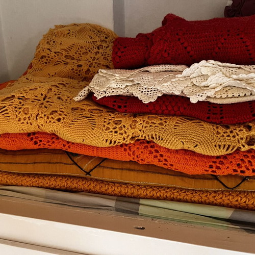 Kouvertes - Chramia blankets like new, multiple pieces
