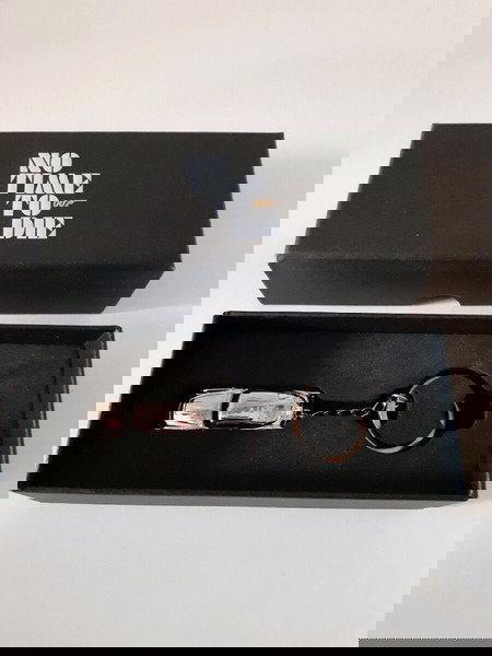 ΜΙΝΙΑΤΟΥΡΑ ΑΥΤΟΚΙΝΗΤΑΚΙ ΜΠΡΕΛΟΚ ASTON MARTIN DB5 ΑΠΟ ΤΗΝ ΤΑΙΝΙΑ ΝΟ ΤΙΜΕ ΤΟ DIE 007