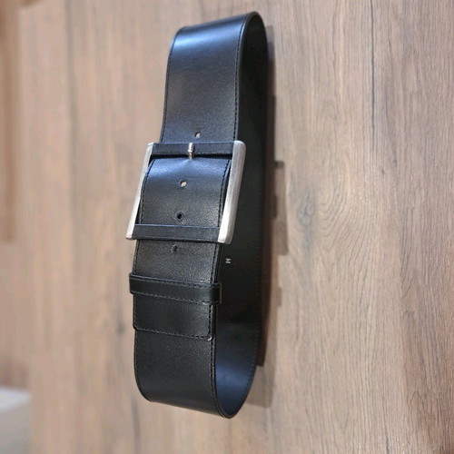 Penny Black women's leather belt like new, black, size 85