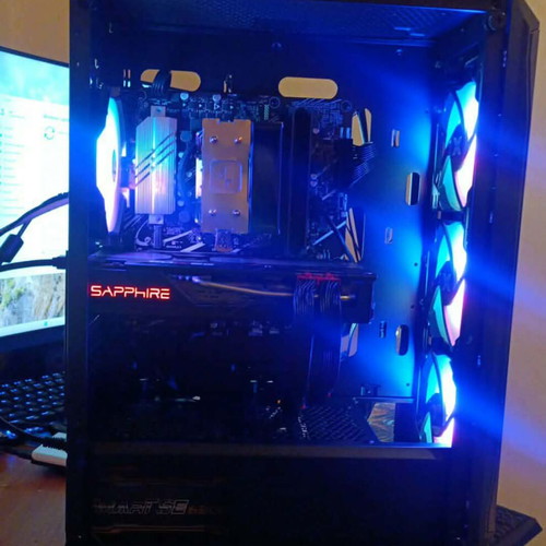 Gaming PC Intel 14100F RX 5700 8GB σαν καινούργιο