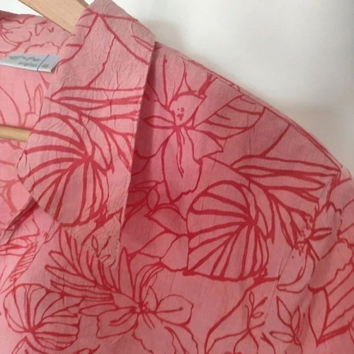 Erfo Pink Blouse with Rose Pattern in XL/XXL Like New