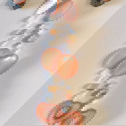 Κολιέ σαν καινούργιο με ροζ χάντρες από σεντέφι και γυάλινες