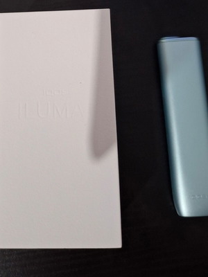 IQOS ILUMA i ONE Blue like new with box, charger & cable