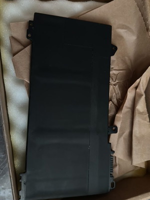 Μπαταρία λάπτοπ Hp RE03Xl μεταχειρισμένη σε άριστη κατάσταση