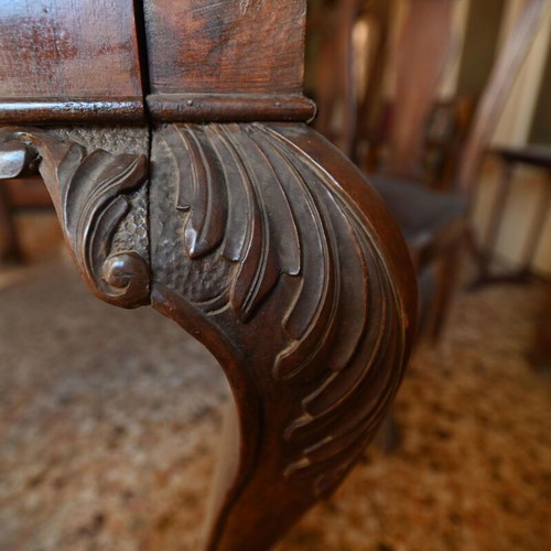 Dining table used with 6 walnut chairs