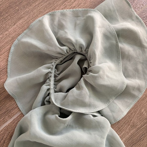 Zara mini dress ruffles size S green like new