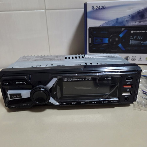 R-2420 1-DIN car MP3 Bluetooth player with remote control