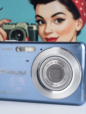 Casio Exilim EX-Z77 digital camera used, 7.2MP, brushed sky blue metal body