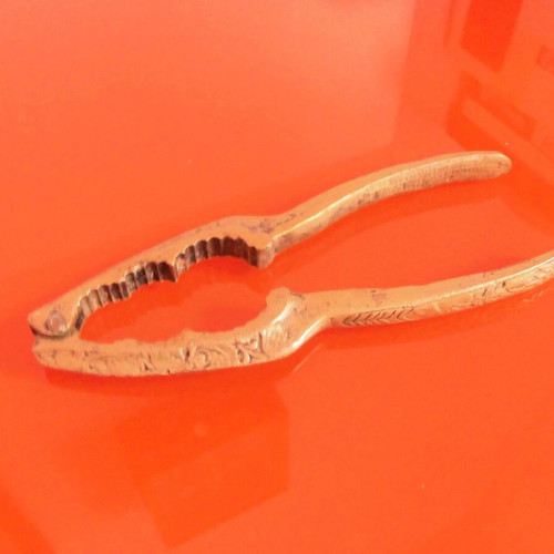 Bronze nutcracker - lobster cracker used, 17 cm length