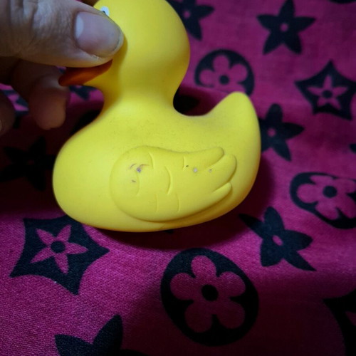 Bebe bath toy duck used