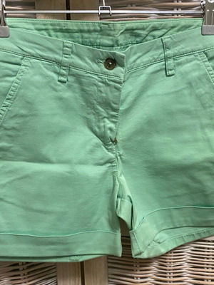 Robe di kapa women's shorts green new, size small-medium