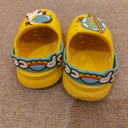 Baby slippers like new, size 20-21, 140mm