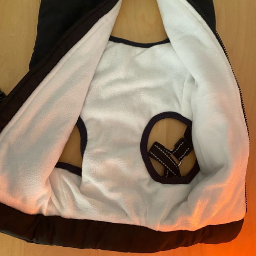 Dog jacket new with fleece lining for 8-15 kg dogs
