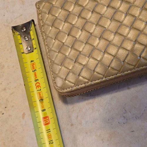 Women's wallet gold like new, high quality