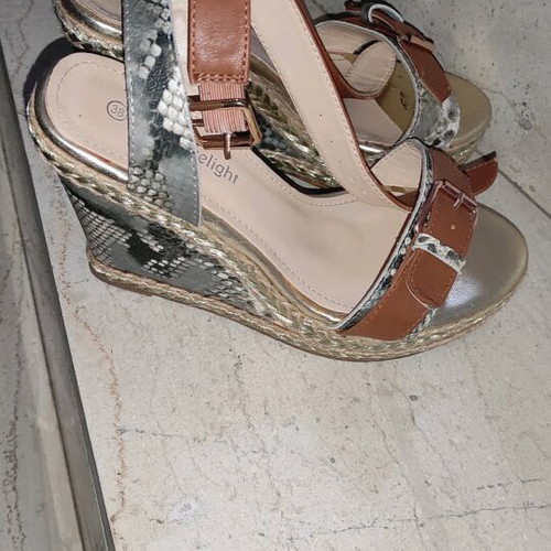 Platform shoes size 38 like new