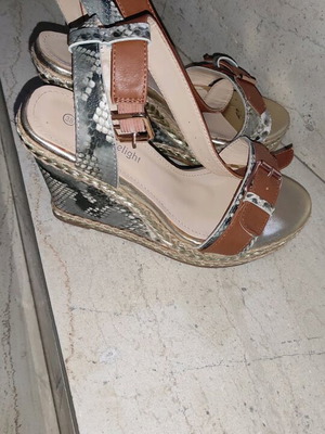 Platform shoes size 38 like new