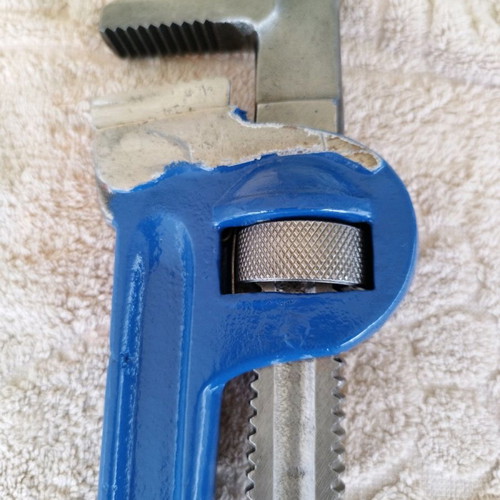 Crab wrench and hand drill used, fully functional