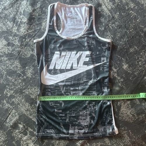 Nike Dry Fit Womens Tank Top like new, grey, size M