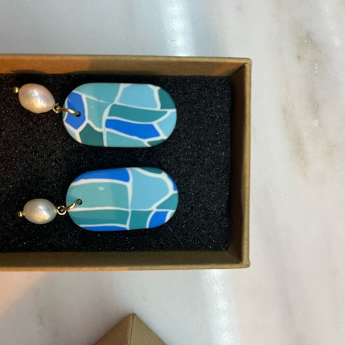 Delear dangling earrings like new, blue and turquoise