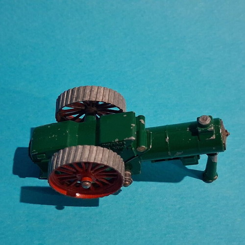 Steam train wagon used without front wheel