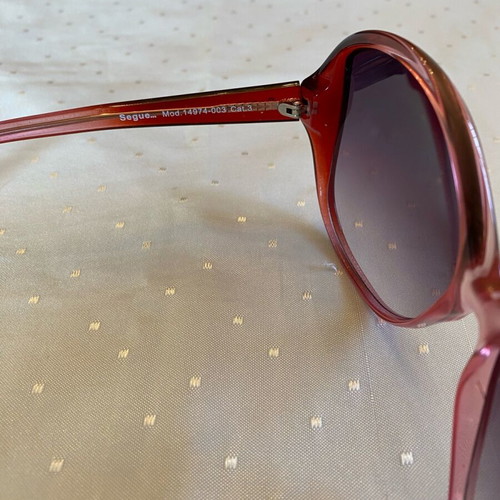 Segue women's sunglasses new, round with red frame and grey gradient lenses