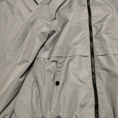 Windbreaker jacket gray like new, lightweight