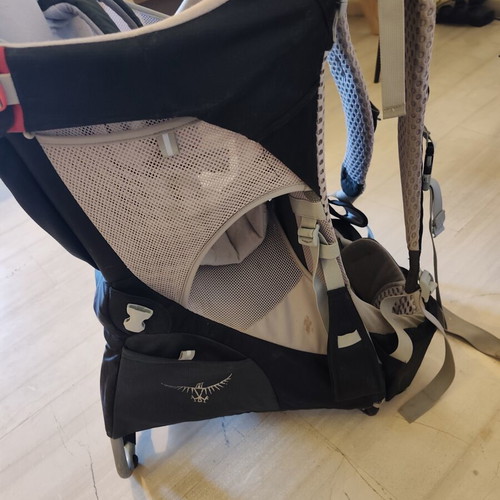 Osprey Poco AG Plus hiking child carrier