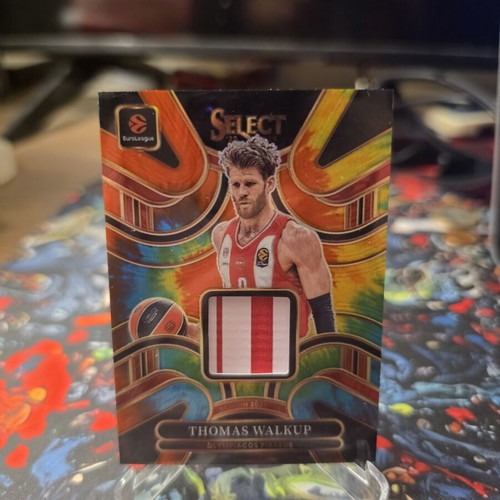 Thomas Walkup 09/25 Color Wave SSP Insert Panini Euroleague