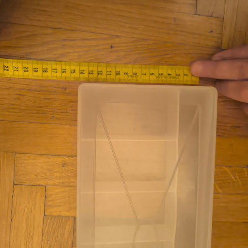 Plastic organizer case like new with compartments and lid