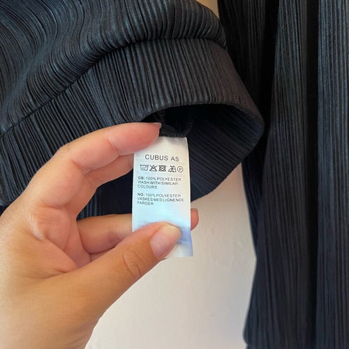 Spring satin soleil jacket black, size L, like new, Cube