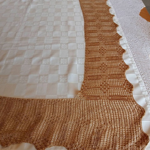Handmade corner lace bronze unfinished