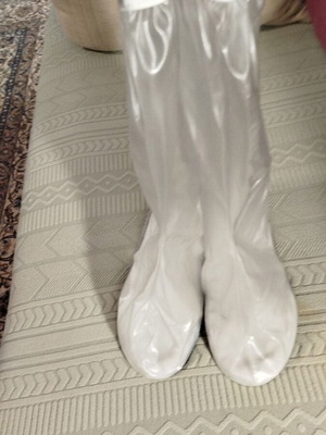 Waterproof Shoe Covers with Sole like new, size 38.5, white