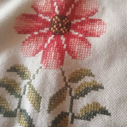 Multicolored embroidery like new