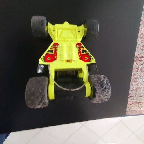 Taiyo RC triple wheels remote control car
