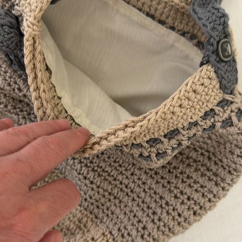 Handmade knitted crossbody bags, set of 2