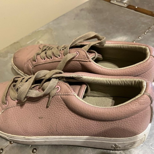 TKMAXX pink sneakers size 42 used in good condition