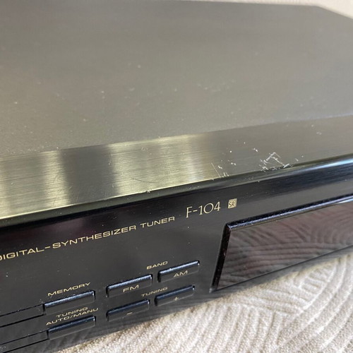 Pioneer F-104 Digital Radio Tuner like new