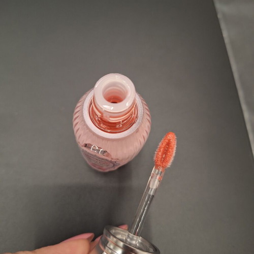 Lip Serum Gloss new for hydration and shine