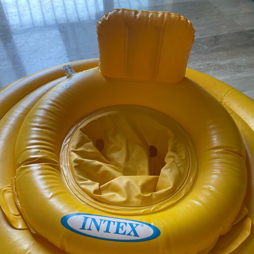 Intex Baby Float Seat used, 6-12 months