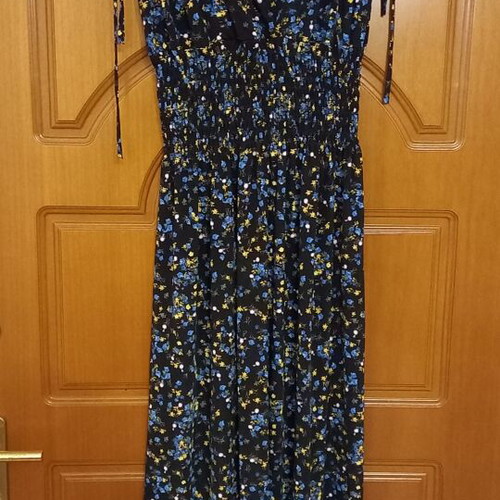 Celestino long dress with smocked waist, like new, size L/XL
