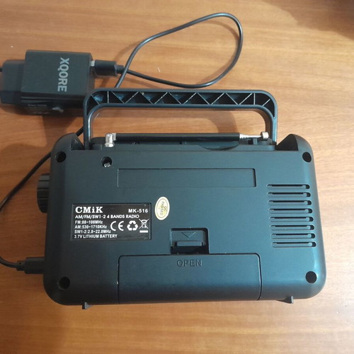 CMiK MK-516 portable rechargeable radio FM AM