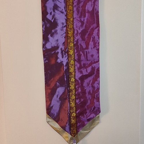 Double-Sided Boho Table Runner 2m x 33cm like new, purple and silver gold
