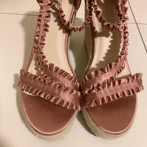Migato satin dusty pink platforms like new, size 39