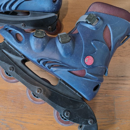 Roller skates used, size 40, functional with wear marks